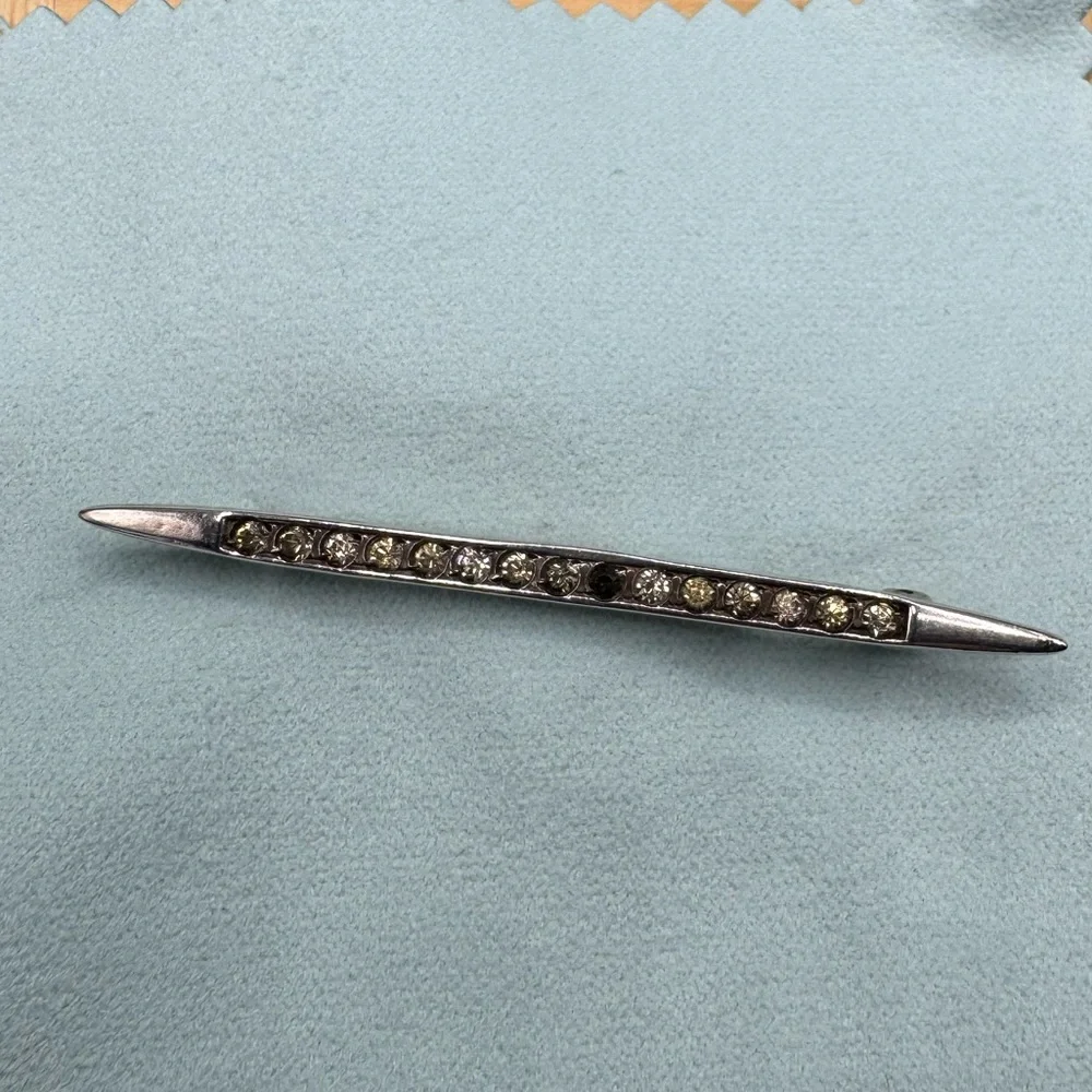 Vintage Art Deco Sterling Silver‎ Bar Pin Brooch with Clear Rhinestones Crystal